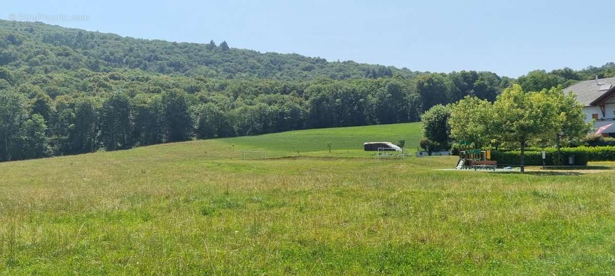 Terrain à ALBENS