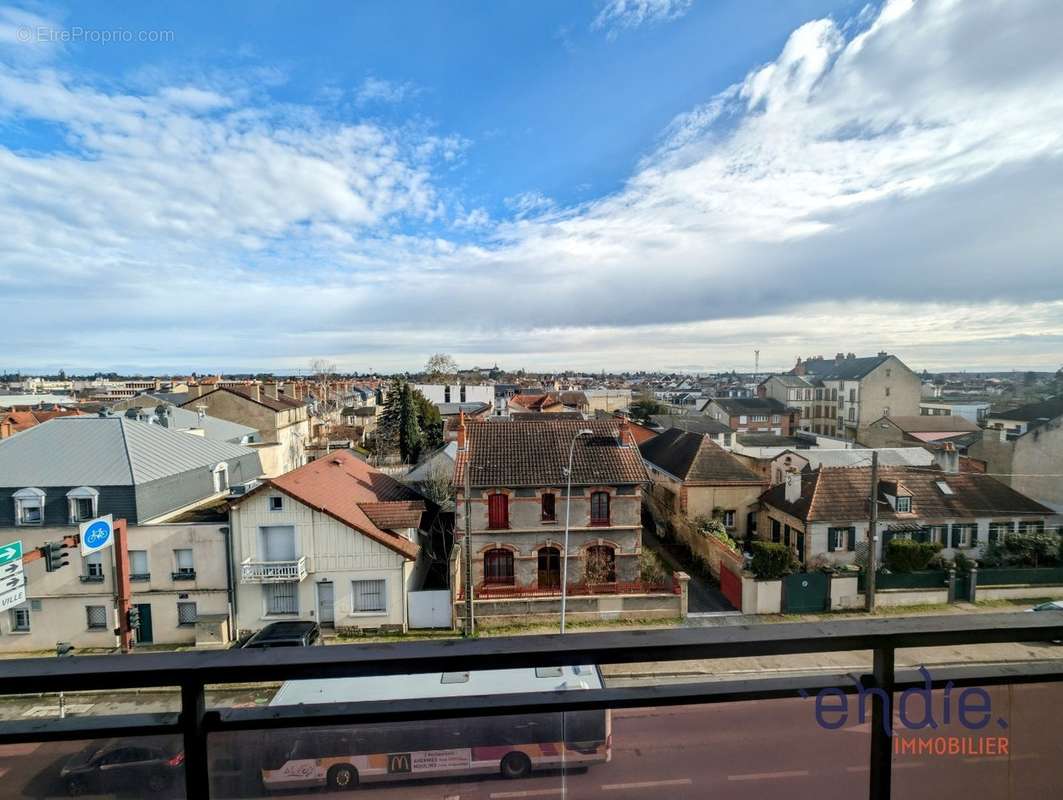 Appartement à MOULINS