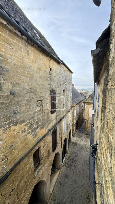 Appartement à GOURDON