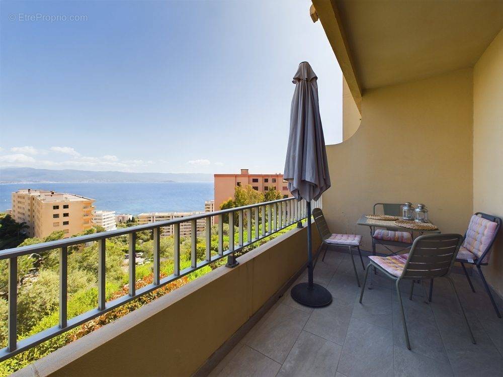 Appartement à AJACCIO