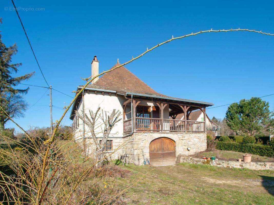 Maison à GORSES