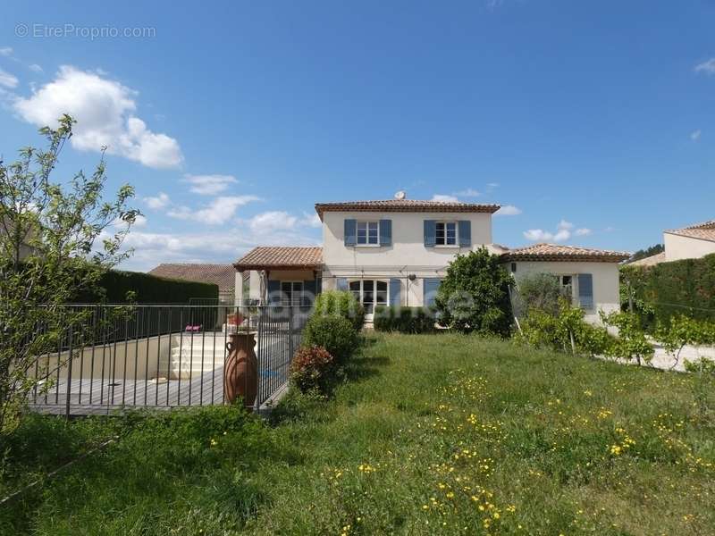 Maison à MONTFAUCON