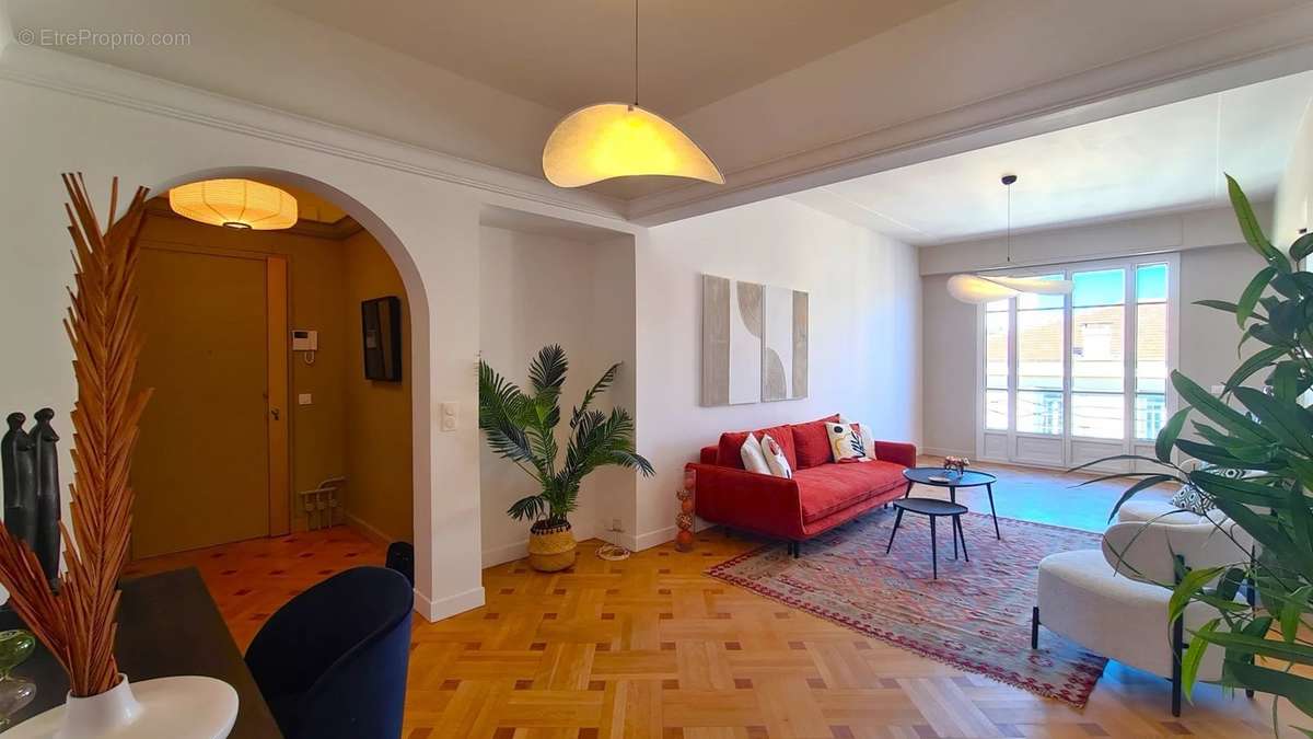 Appartement à NICE