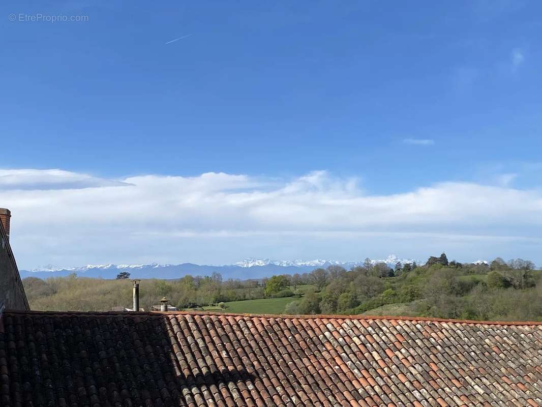 Appartement à AURIGNAC