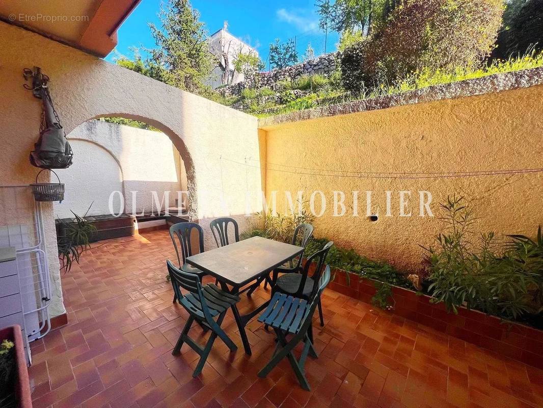 Appartement à ROQUEBRUNE-CAP-MARTIN