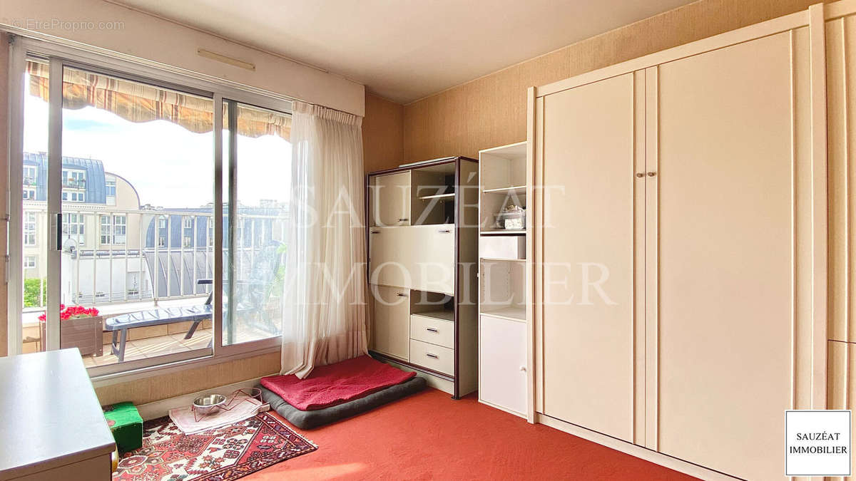 Appartement à MONTROUGE