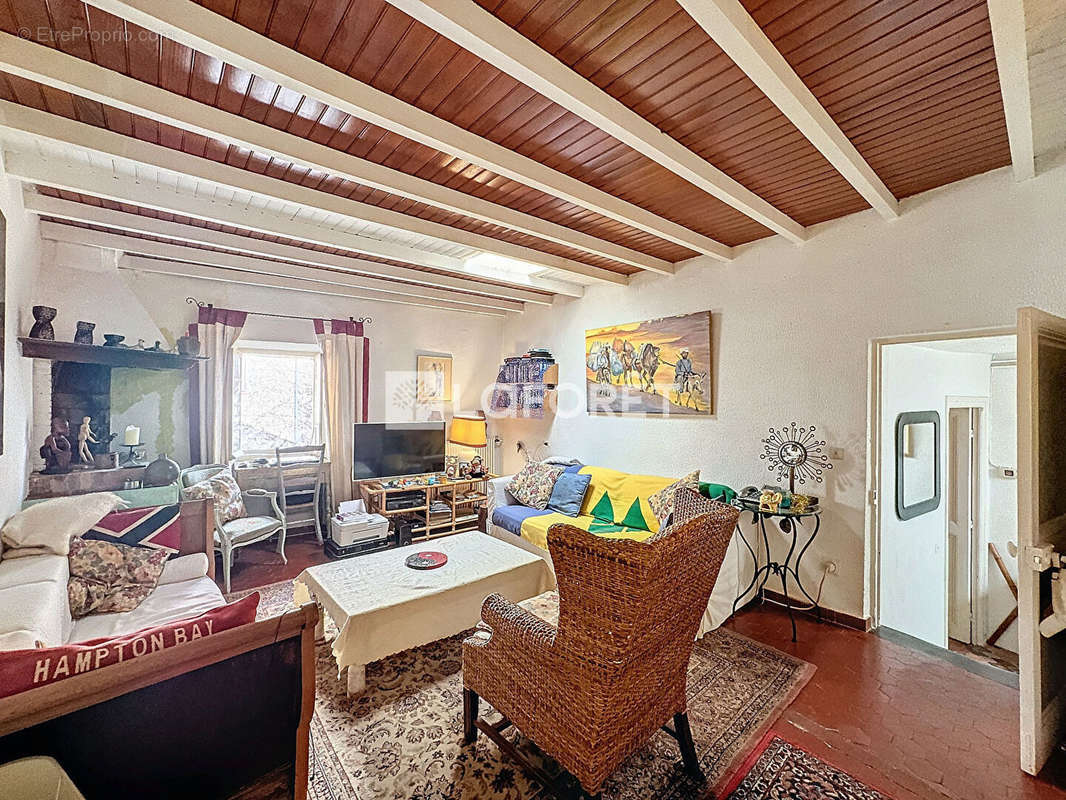 Appartement à ROQUEBRUNE-CAP-MARTIN