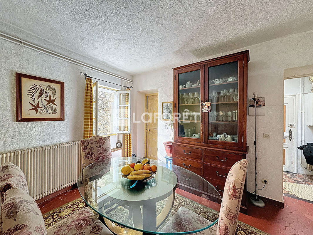 Appartement à ROQUEBRUNE-CAP-MARTIN