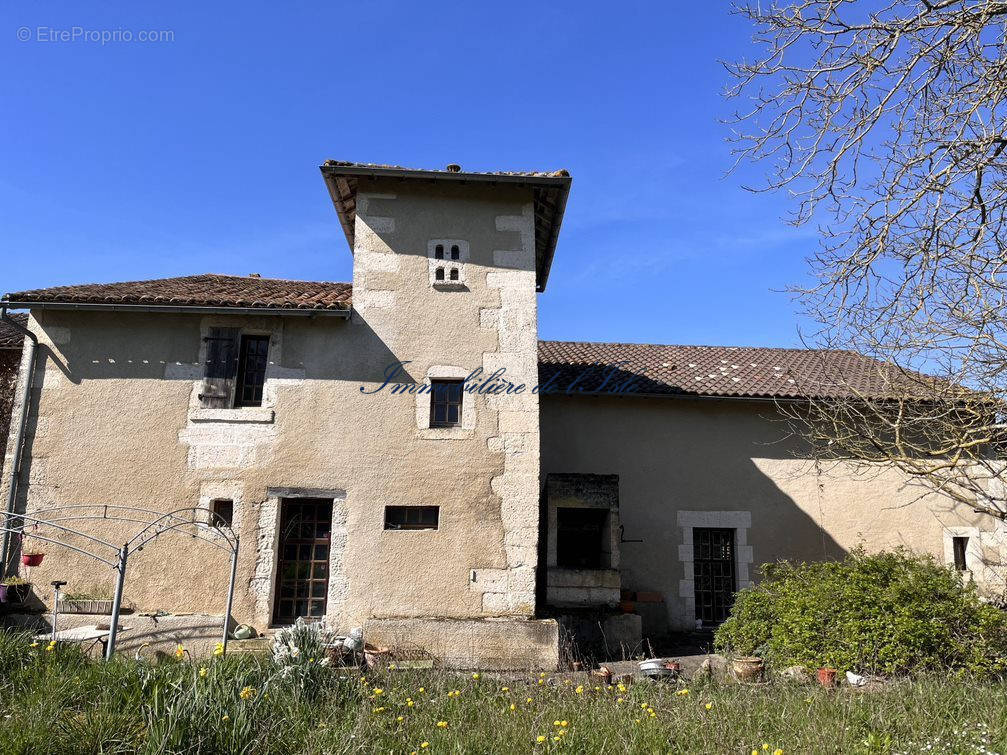 Maison à MAREUIL