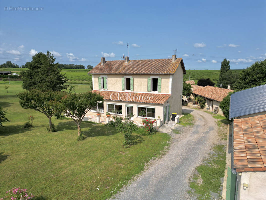 Maison à GENSAC