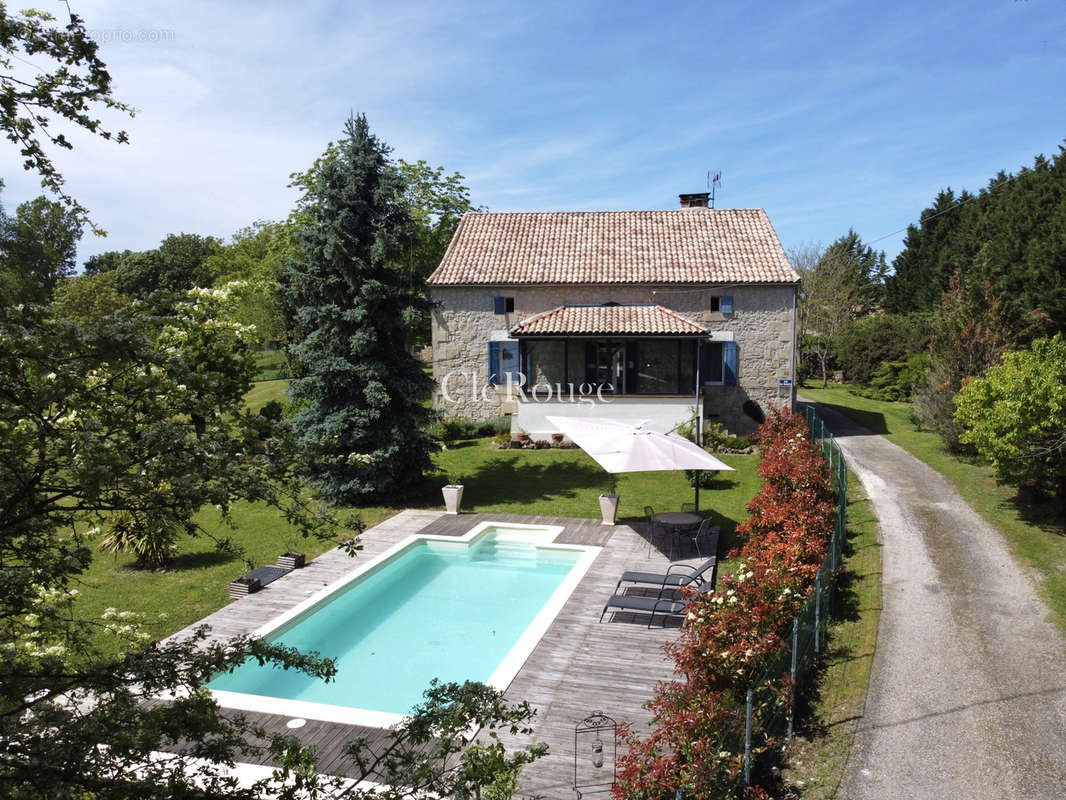 Maison à TOMBEBOEUF