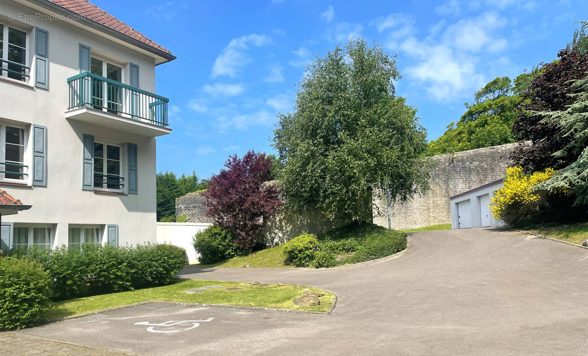 Appartement à SAINT-MARTIN-BOULOGNE