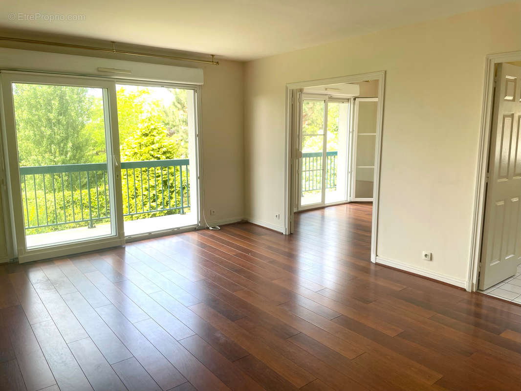 Appartement à SAINT-MARTIN-BOULOGNE