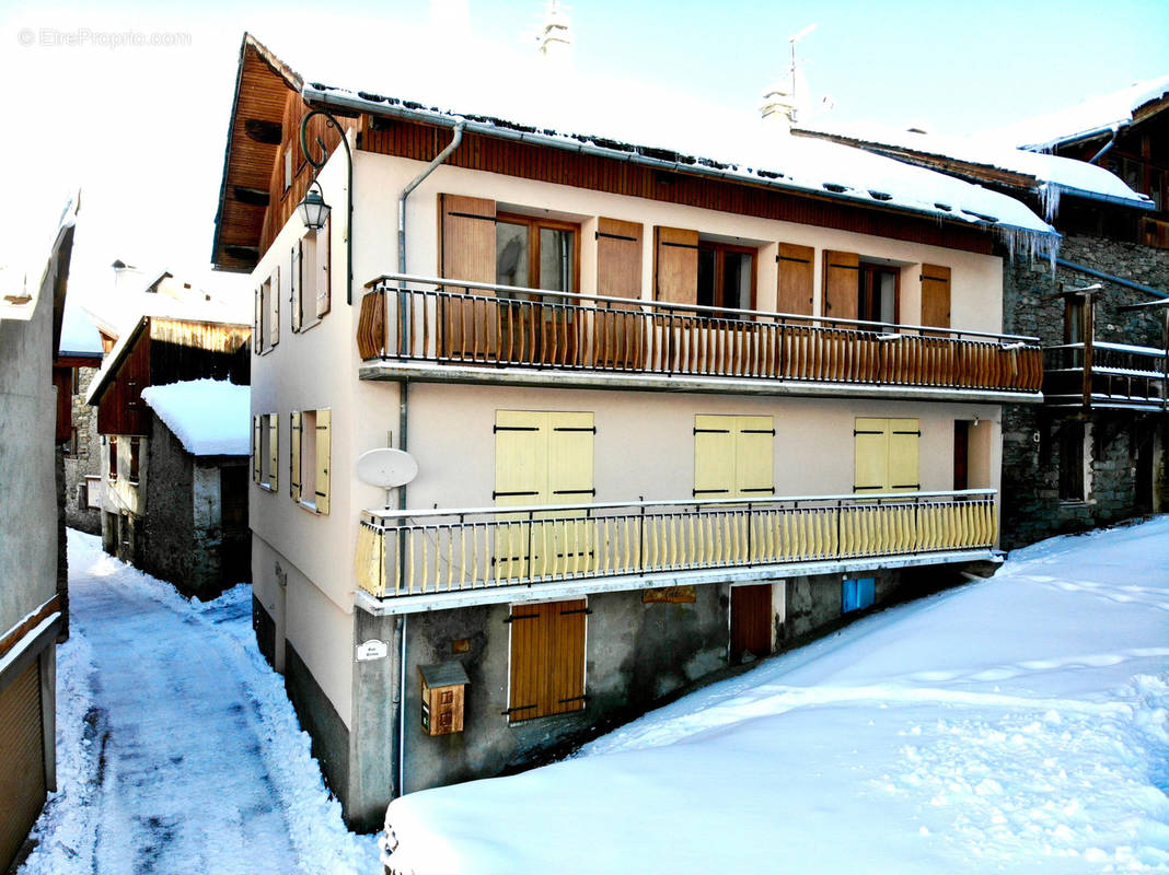 Maison à SAINT-MARTIN-DE-BELLEVILLE