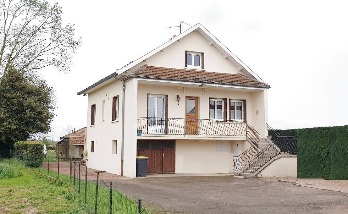 Maison à BEY