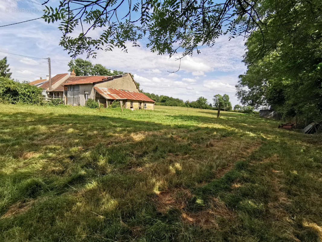 Maison à LONGNY-AU-PERCHE