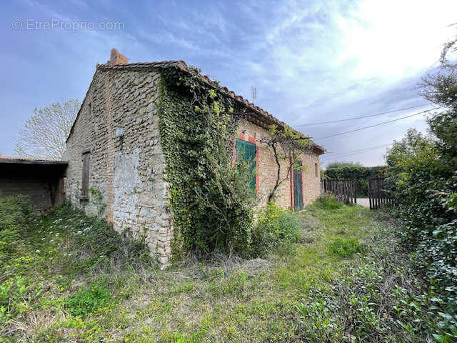 Maison à L&#039;ISLE-SUR-LA-SORGUE