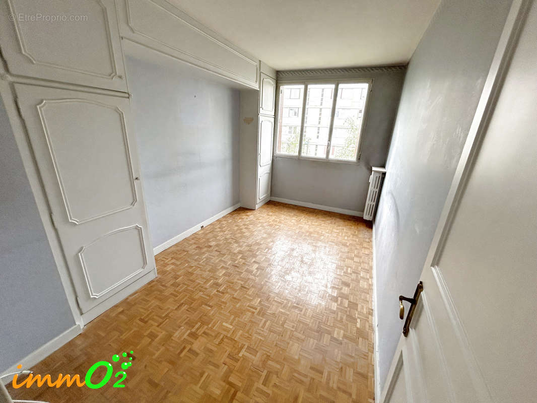 Appartement à ENGHIEN-LES-BAINS