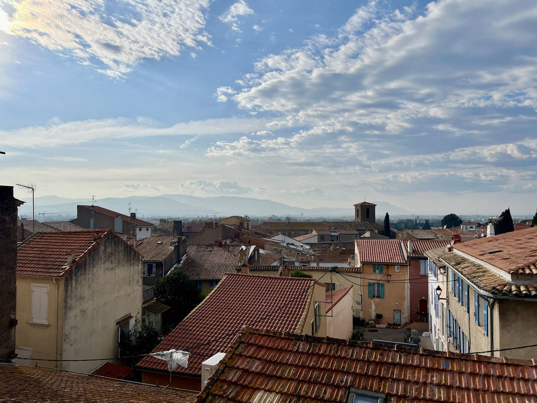 Appartement à FREJUS