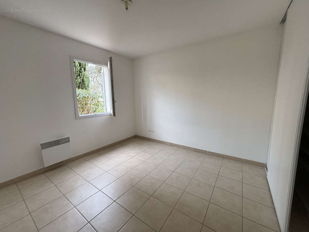 Appartement à HYERES