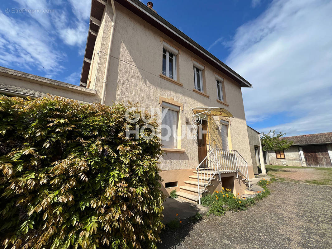 Maison à BALBIGNY