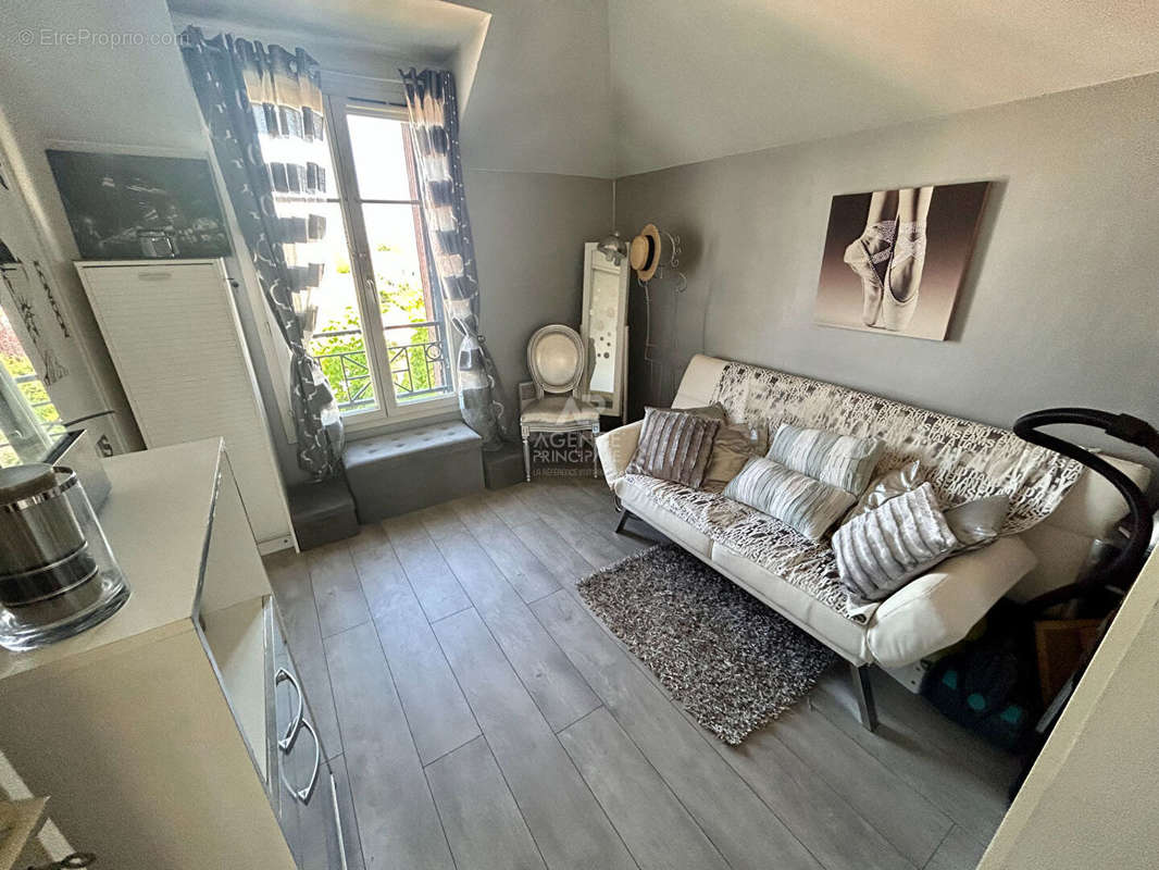 Appartement à CARRIERES-SOUS-POISSY