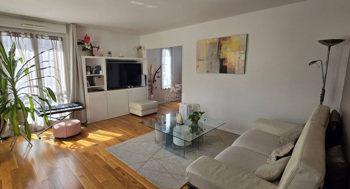 Appartement à SAINT-OUEN-L&#039;AUMONE