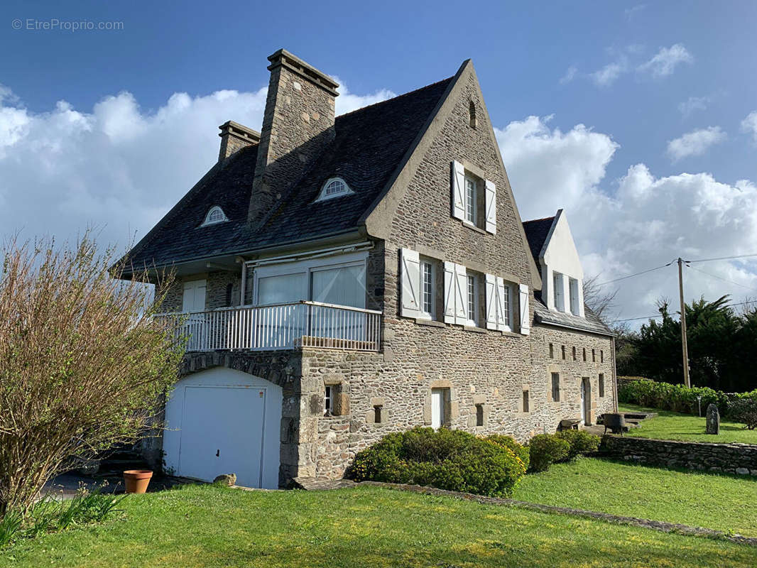 Maison à PLOUGONVELIN