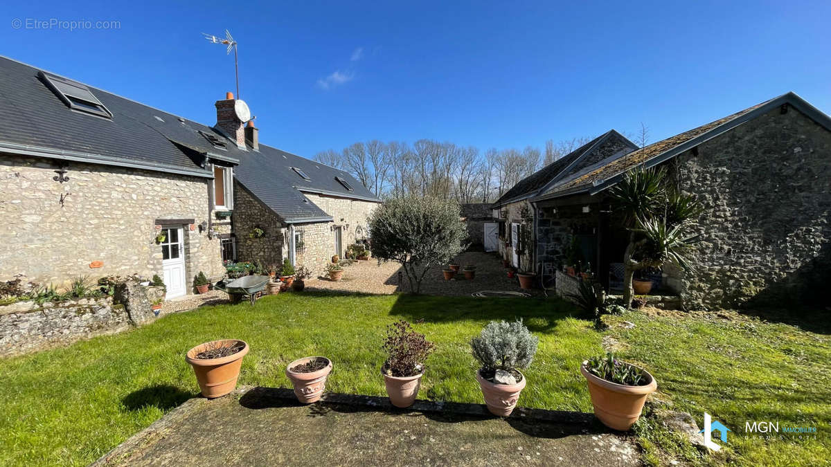 Maison à ORGERES-EN-BEAUCE