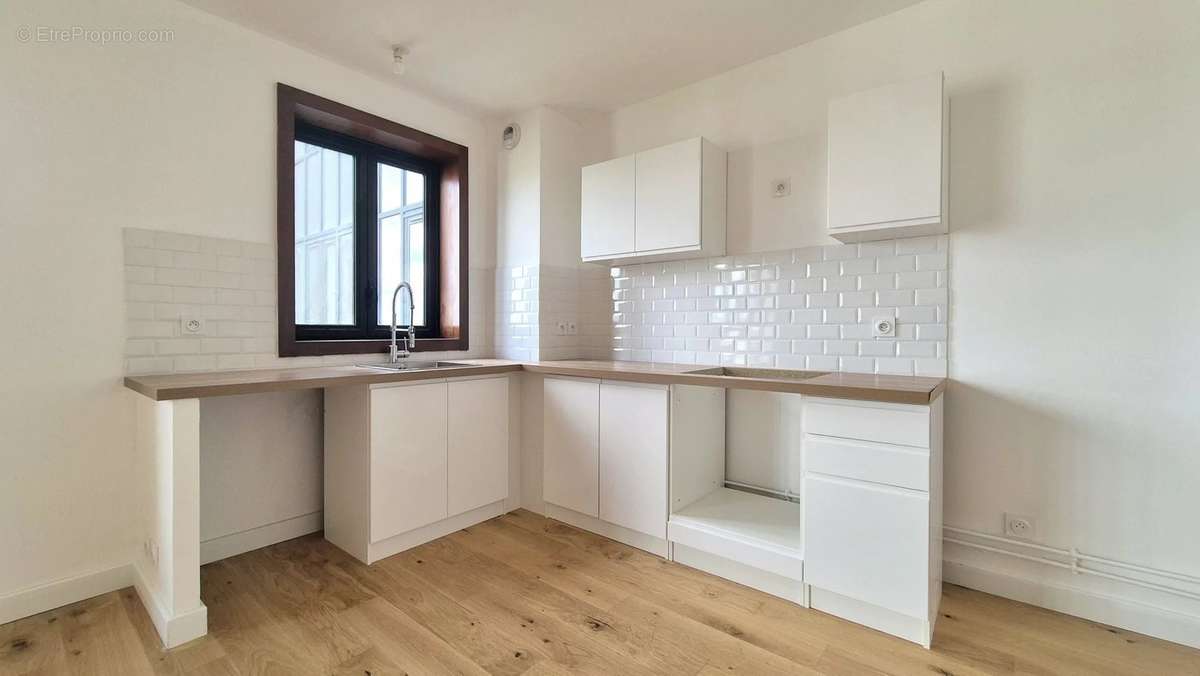 Appartement à ISSY-LES-MOULINEAUX