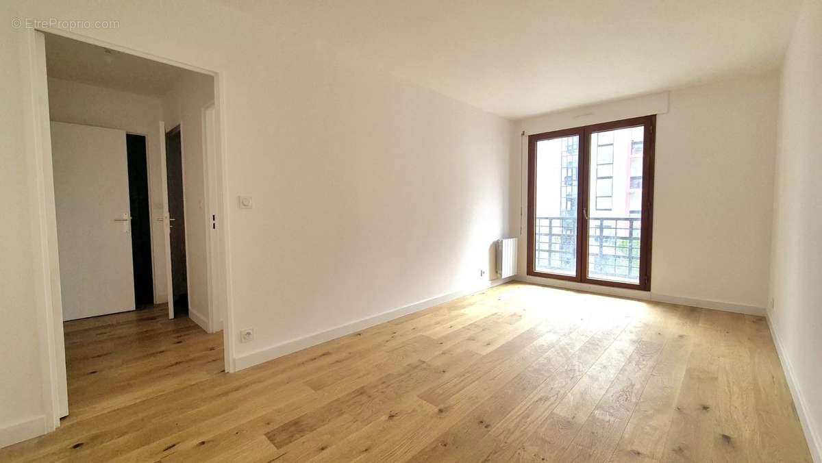 Appartement à ISSY-LES-MOULINEAUX