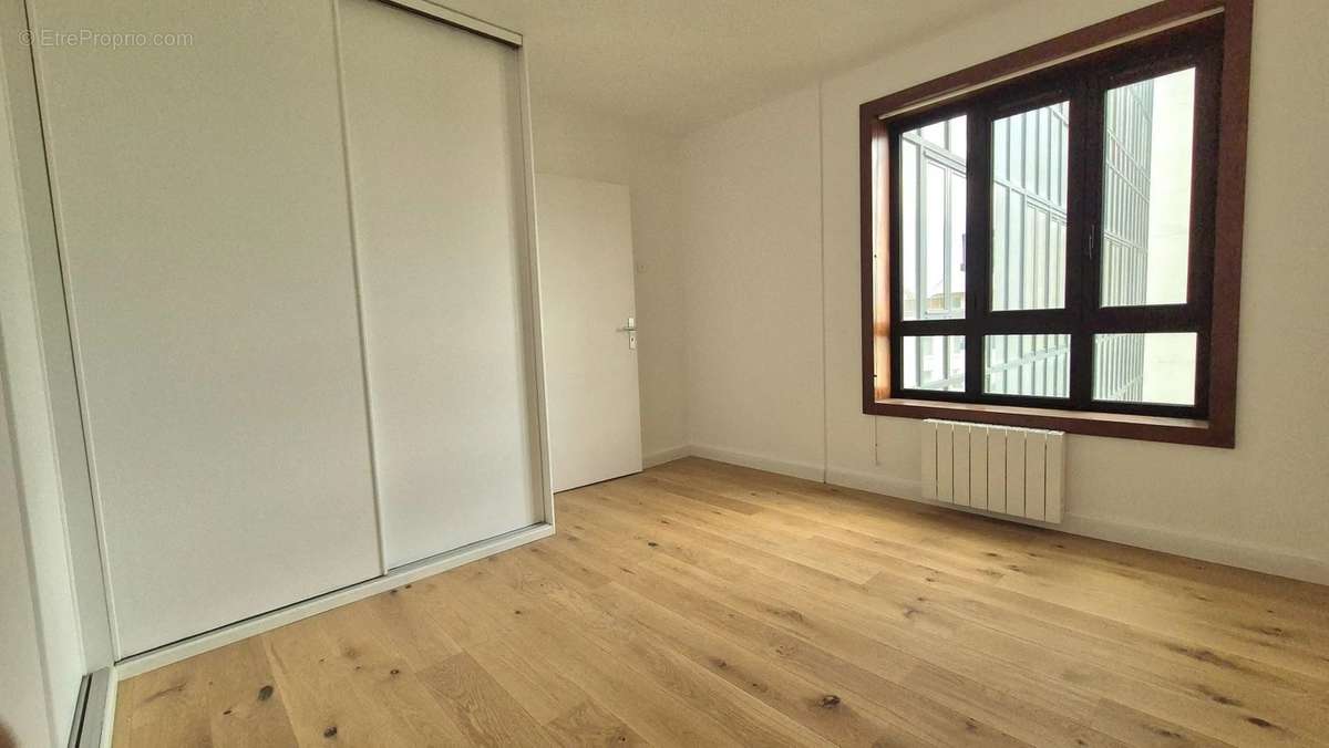 Appartement à ISSY-LES-MOULINEAUX