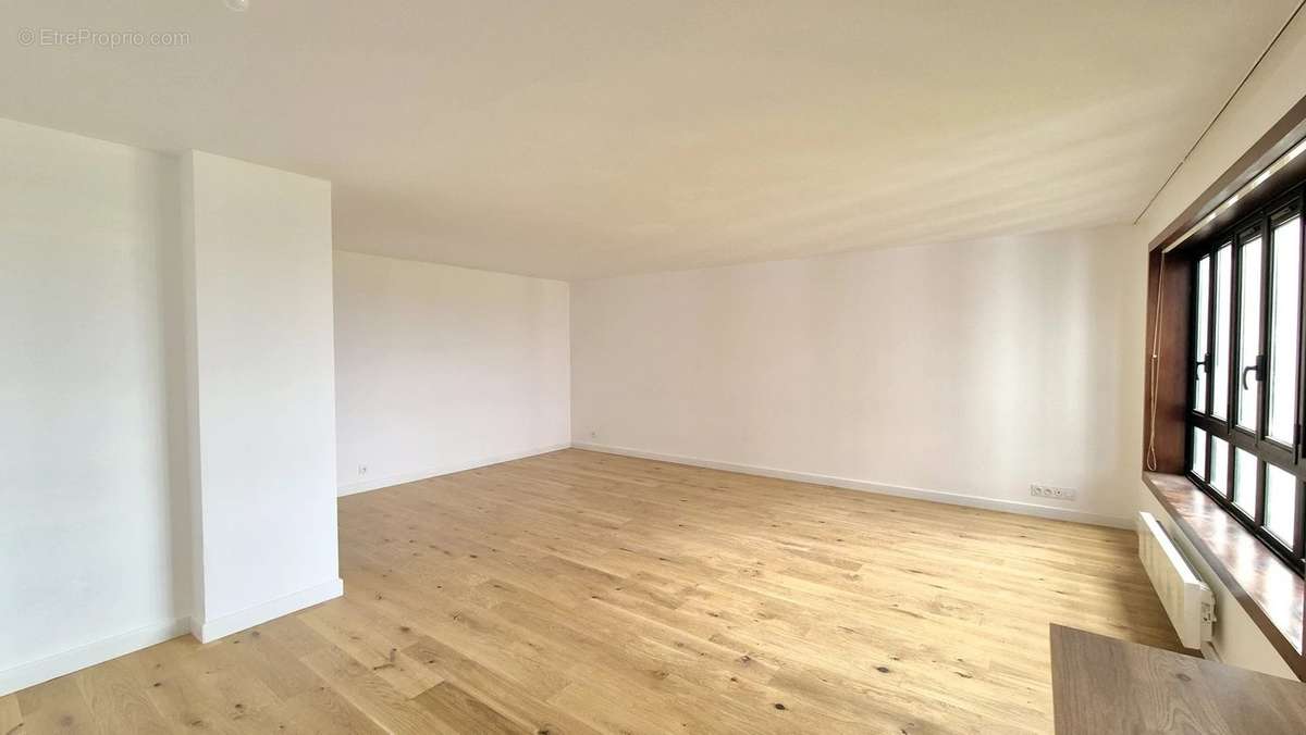 Appartement à ISSY-LES-MOULINEAUX