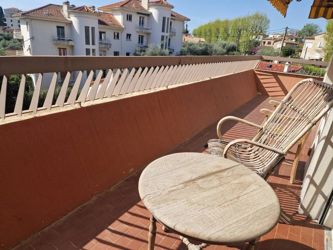 Appartement à VENCE