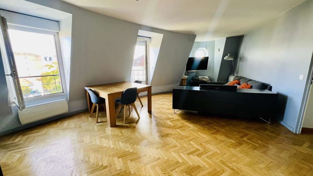 Appartement à LE RAINCY