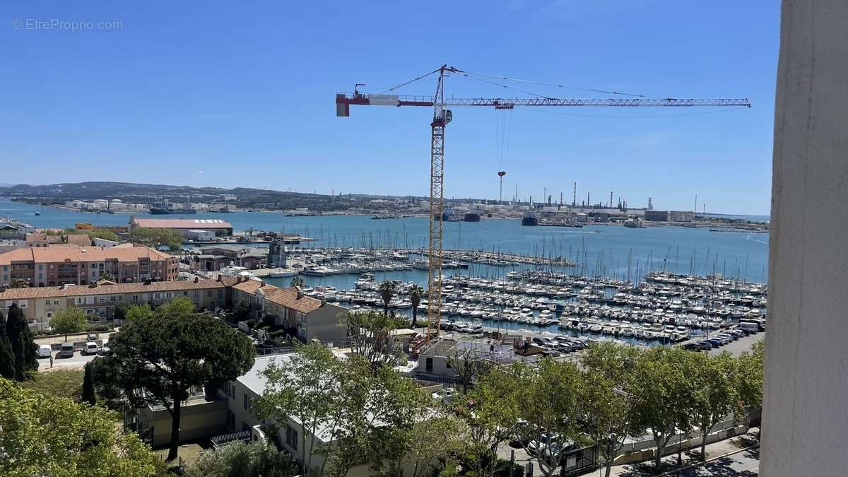 Appartement à PORT-DE-BOUC