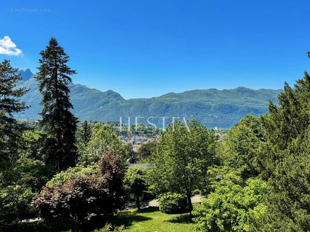 Appartement à AIX-LES-BAINS