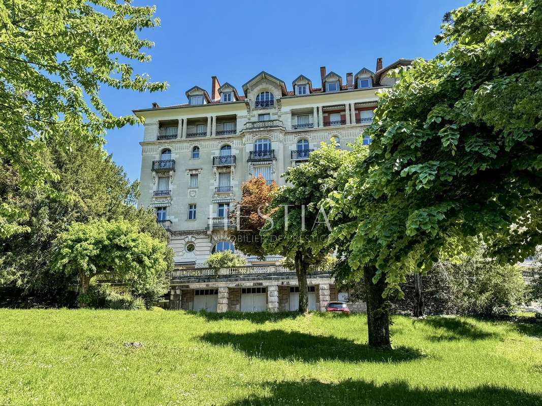 Appartement à AIX-LES-BAINS