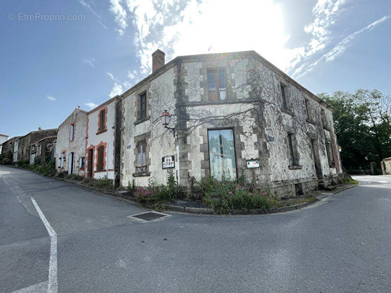 Maison à APREMONT