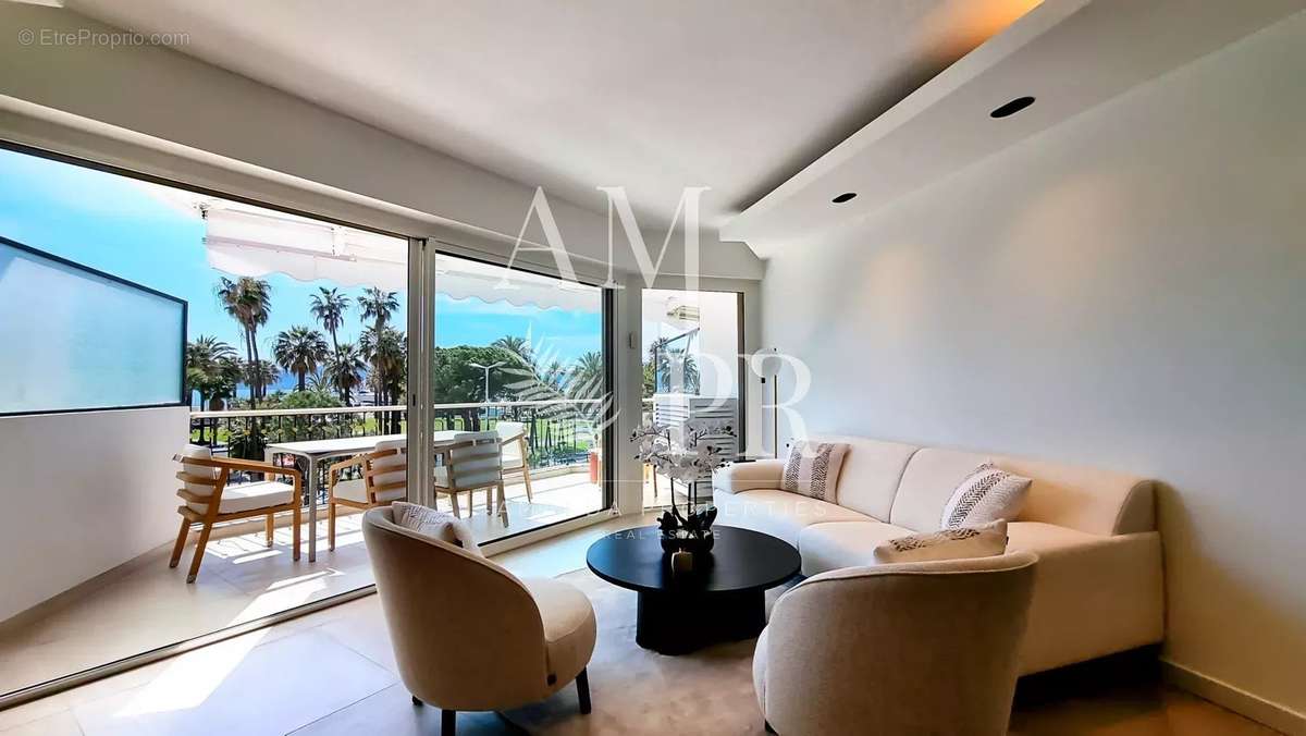 Appartement à CANNES