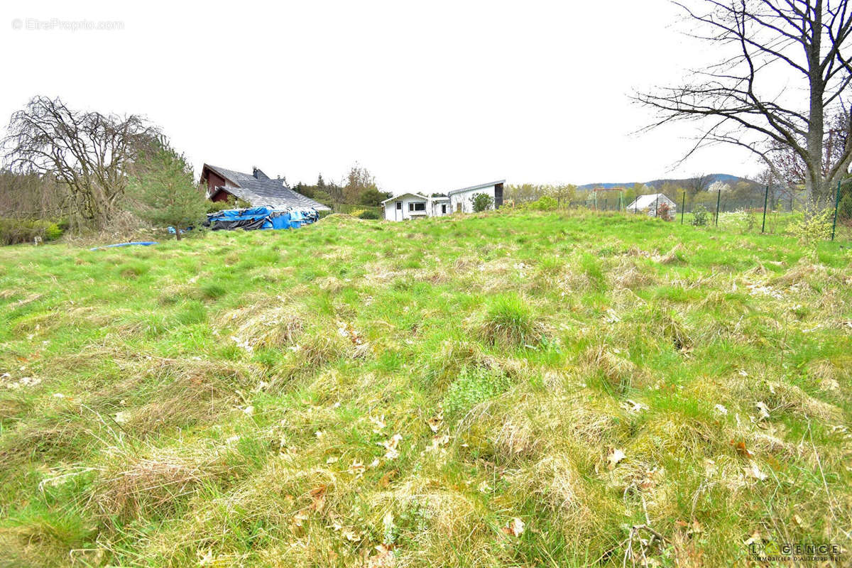 Terrain à NAYEMONT-LES-FOSSES