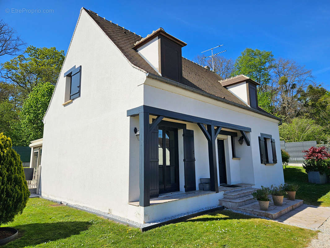 Maison à LAMORLAYE