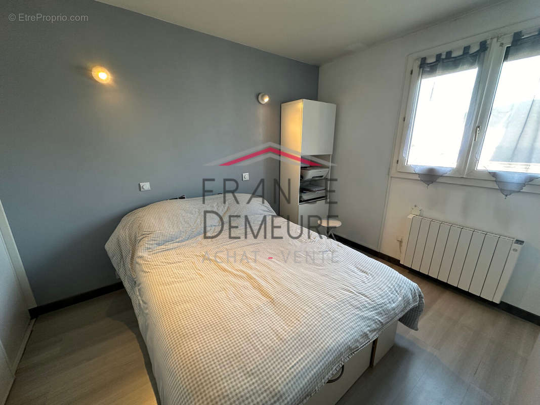 Appartement à BEAUCHAMP