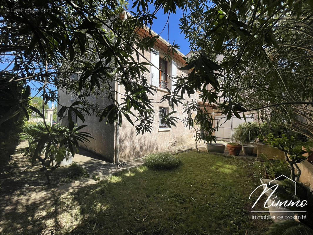 Maison à NIMES