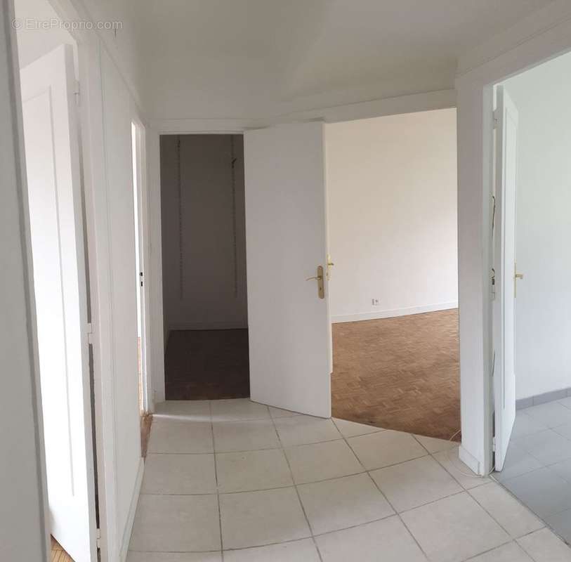 Appartement à SAINT-DENIS