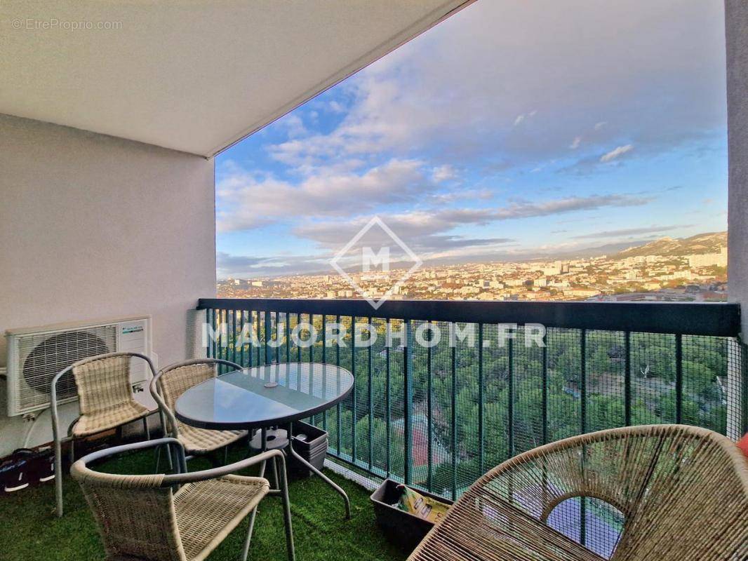 Appartement à MARSEILLE-8E