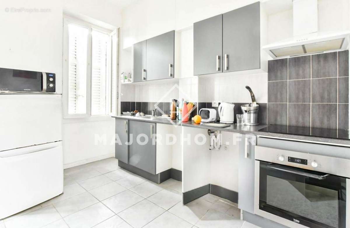 Appartement à MARSEILLE-6E