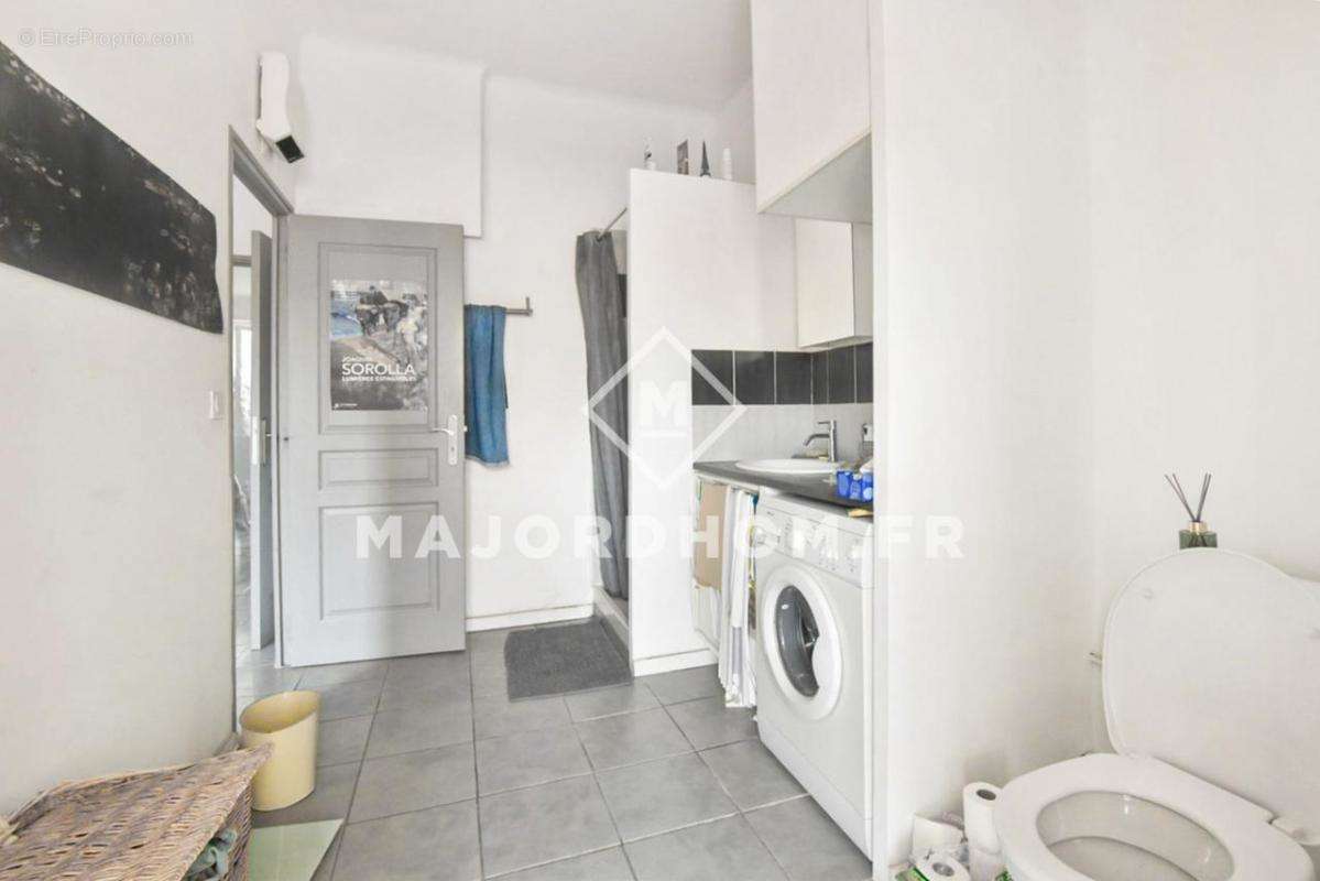 Appartement à MARSEILLE-6E