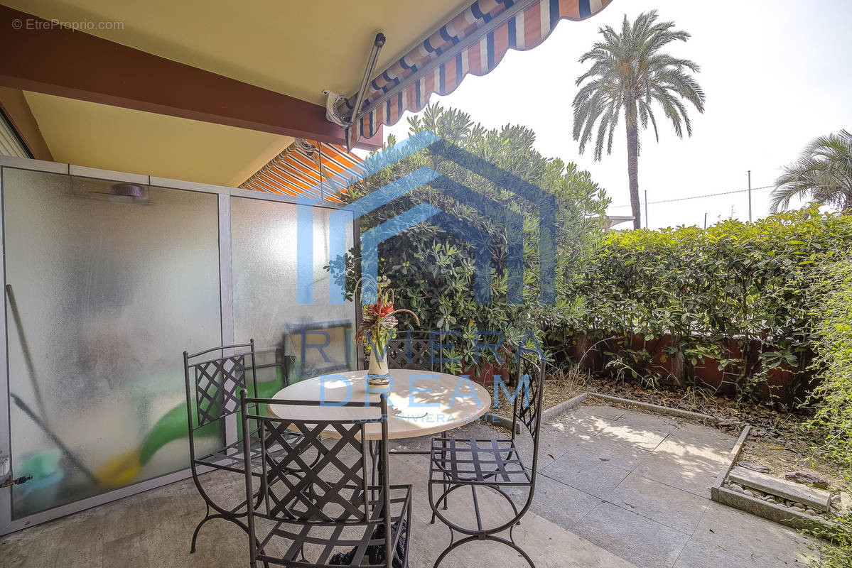 Appartement à MENTON