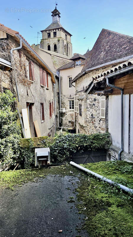 Maison à BEAULIEU-SUR-DORDOGNE